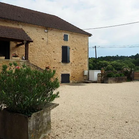 Casa vacanze Maison Confortable A Le Gelat Jardin Et Piscine Partagee Frayssinet-le-Gélat