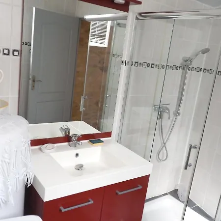 Сasa de vacaciones Maison Confortable A Le Gelat Jardin Et Piscine Partagee *